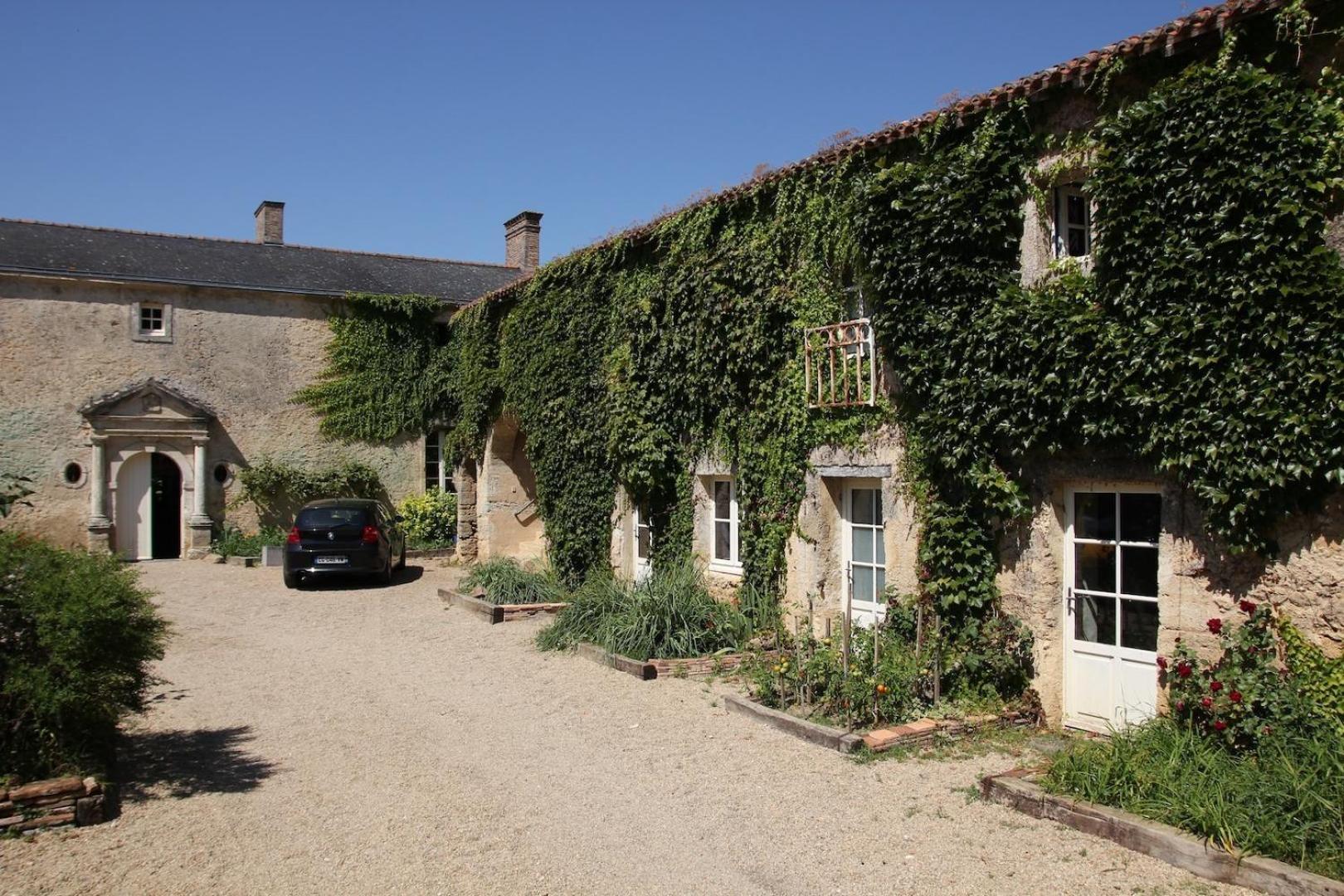 Le Manoir de Gâtines Tigné Exterior foto